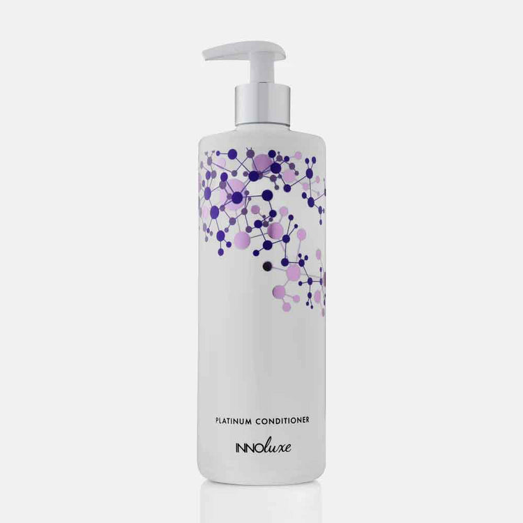 Lightweight violet conditioner. Experience the transformative power of INNOluxe Platinum Deep Purple Conditioner at The DO Salon. Neutralise brassiness, nourish your hair, and achieve salon-worthy results. Shop now for vibrant, healthy locks that turn heads! 500ml